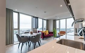 The Lexington - Liverpool City Centre 24 Hour Gym - Your Perfect Stay - City And Waterfront Views